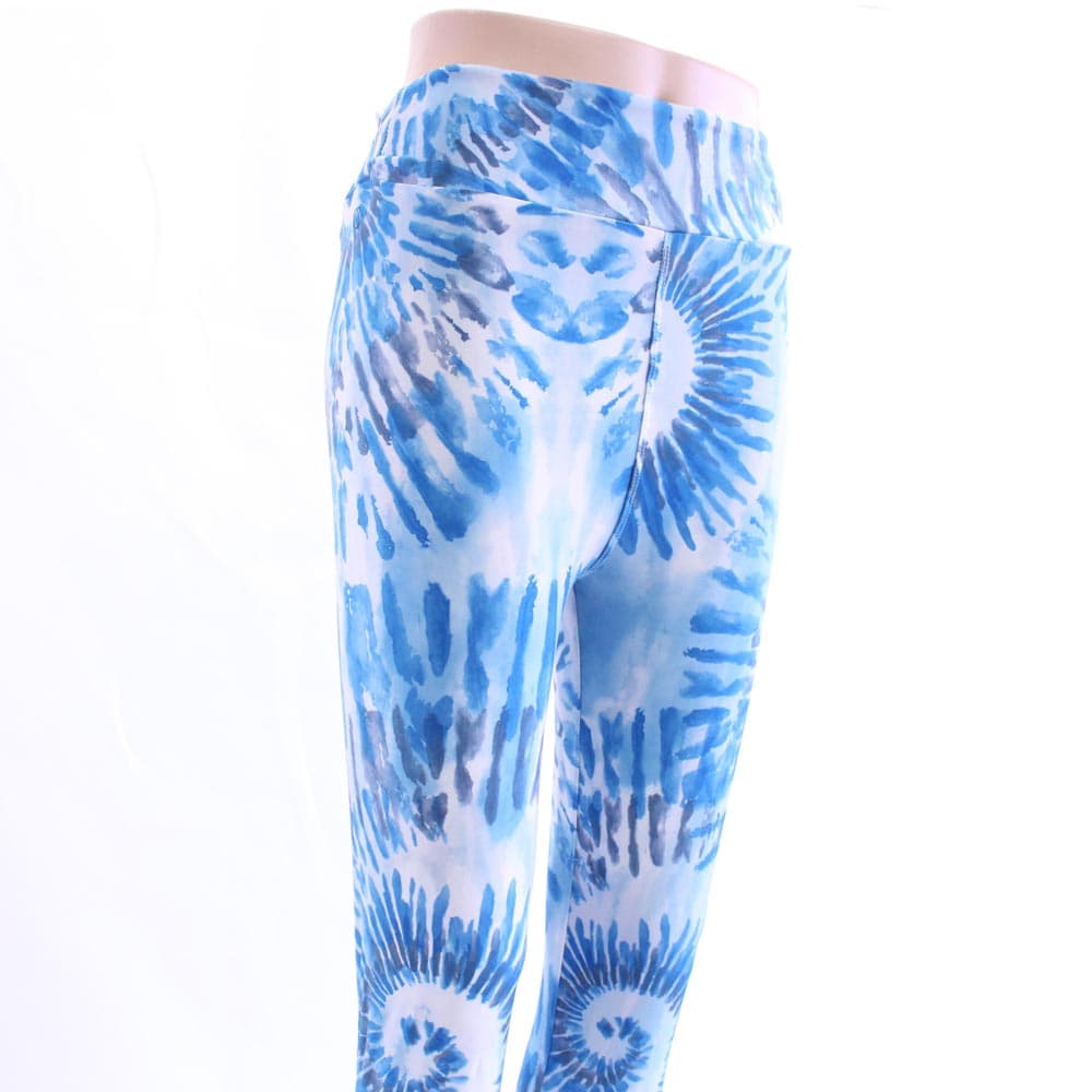 Laguna breeze pattern leggings for women